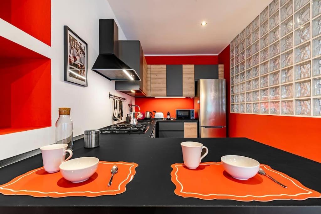 פאדובה Enjoyhome - Appartamento Di Pregio Con Garage מראה חיצוני תמונה